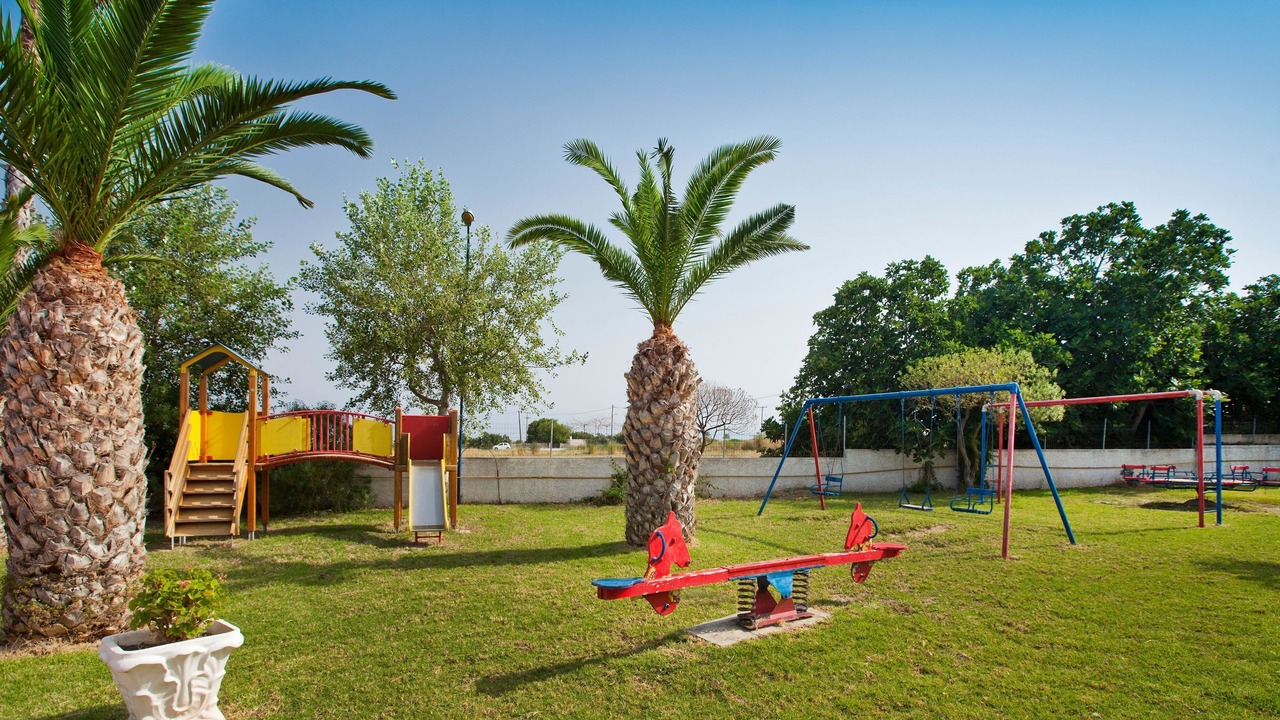Photo of Others in Tingaki