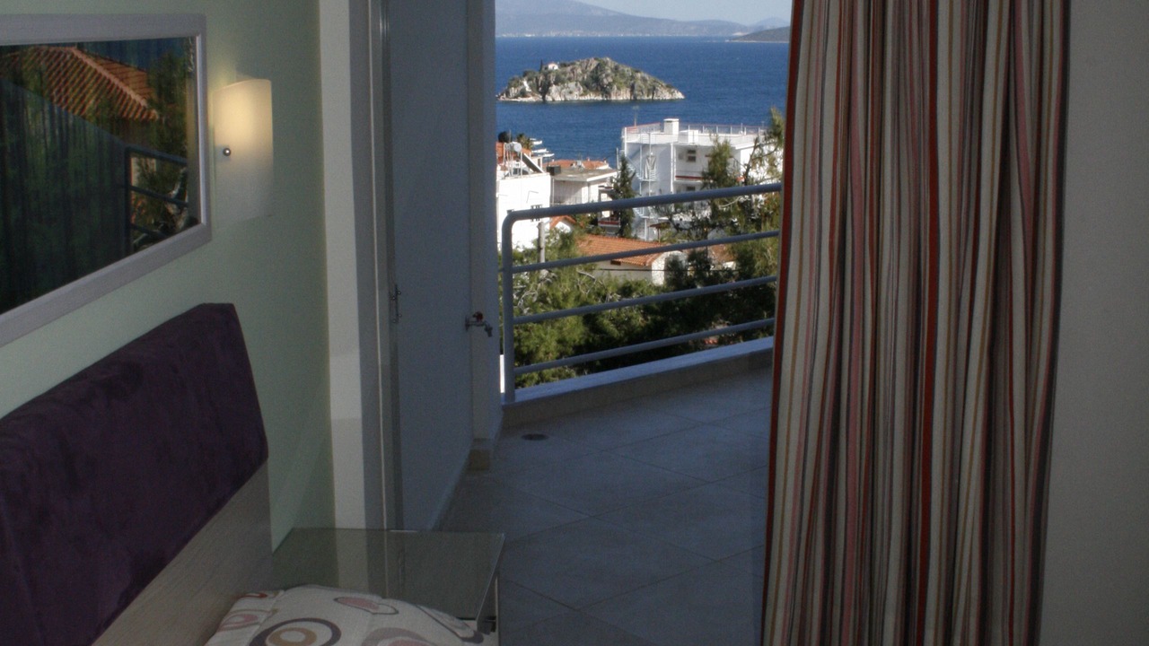 Photo of Bedroom in Tolo