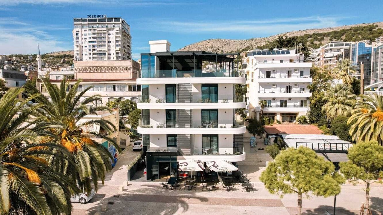 Photo of Outdoor in Qender