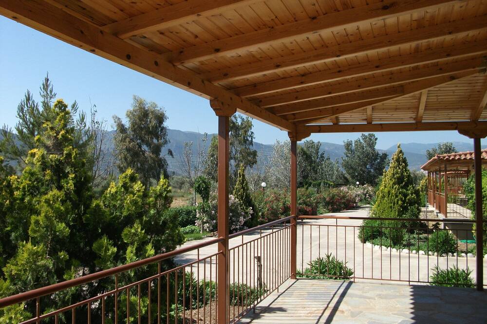 Photo of Patio Balcony in Astros