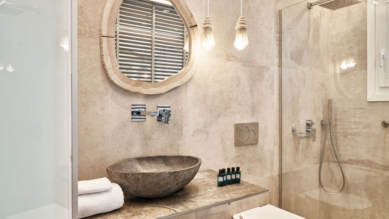Photo of Bathroom in Milos
