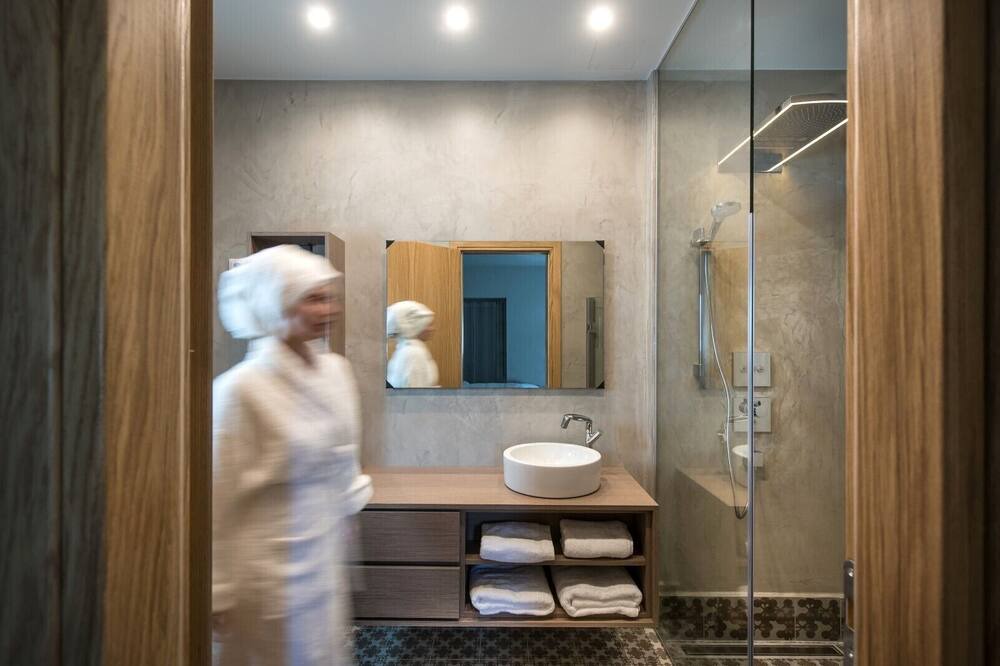 Photo of Bathroom in Agios Nikolaos Town