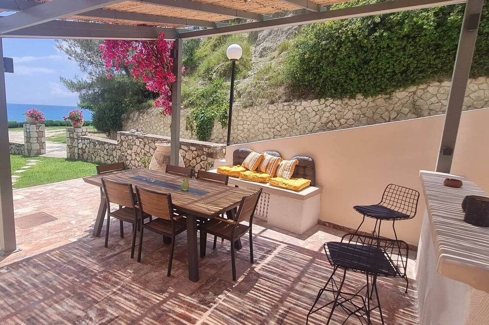 Photo of Outdoor in Karavados