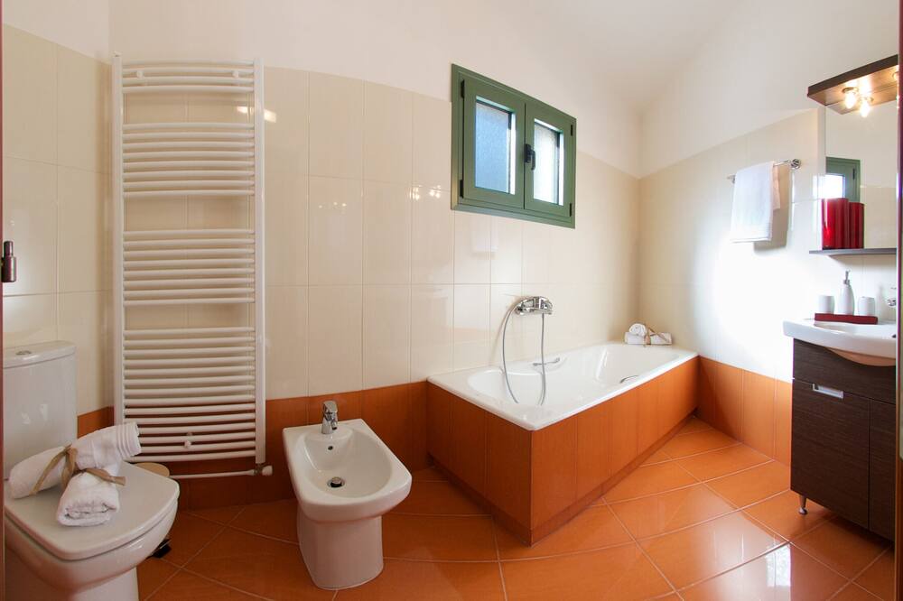 Photo of Bathroom in Sami