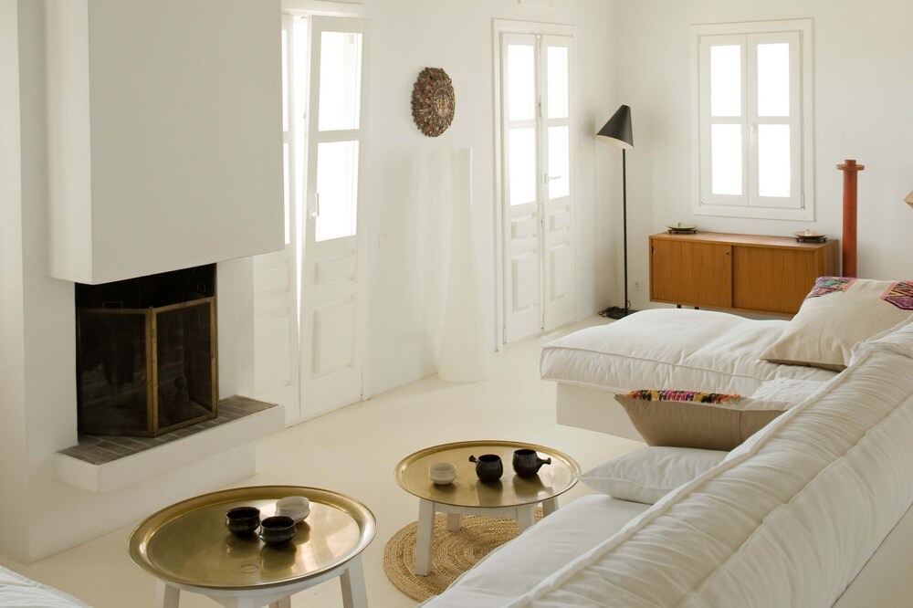Photo of Livingroom in Folegandros