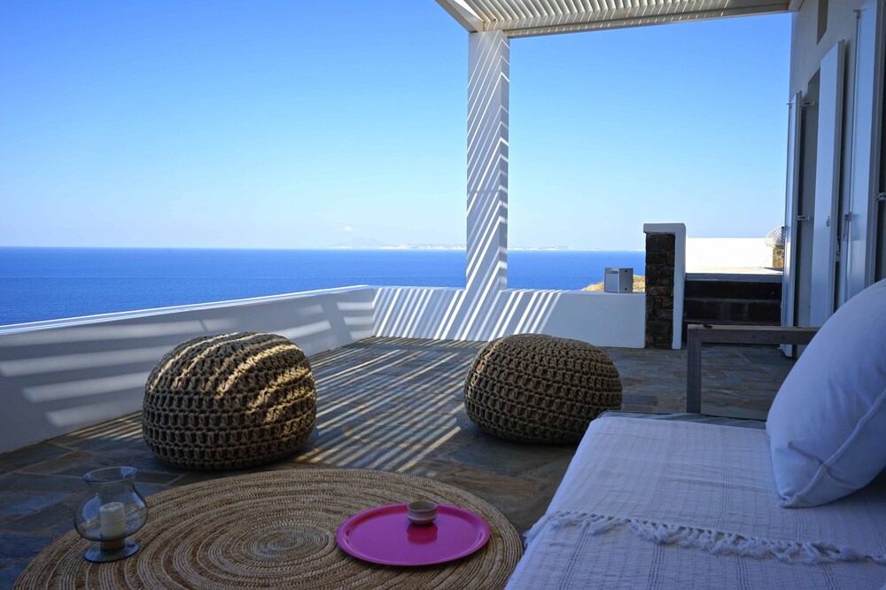 Photo of Others in Folegandros