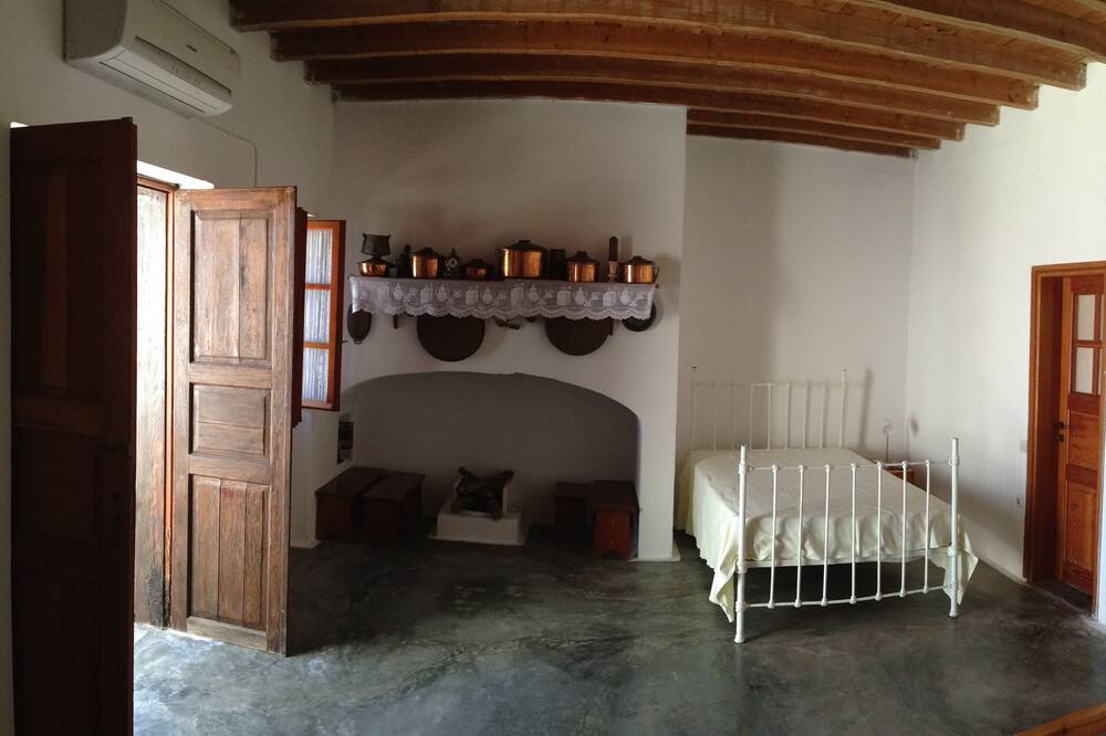 Photo of Bedroom in Naxos