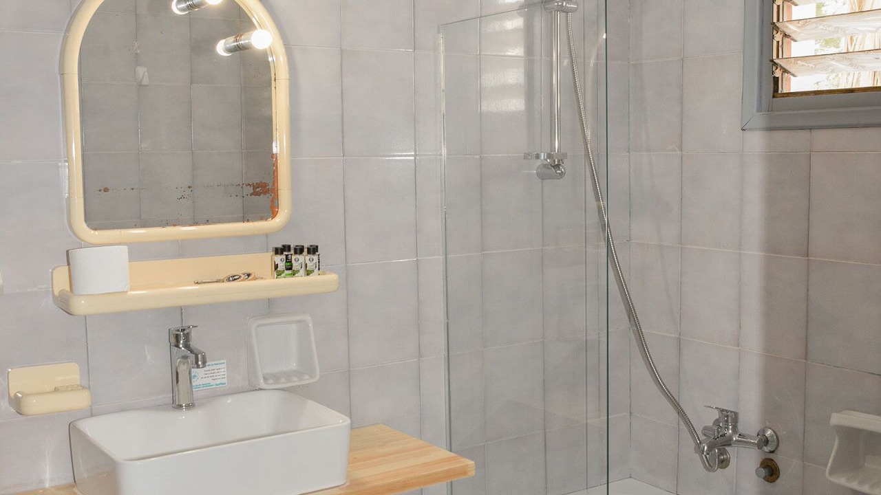 Photo of Bathroom in Skala
