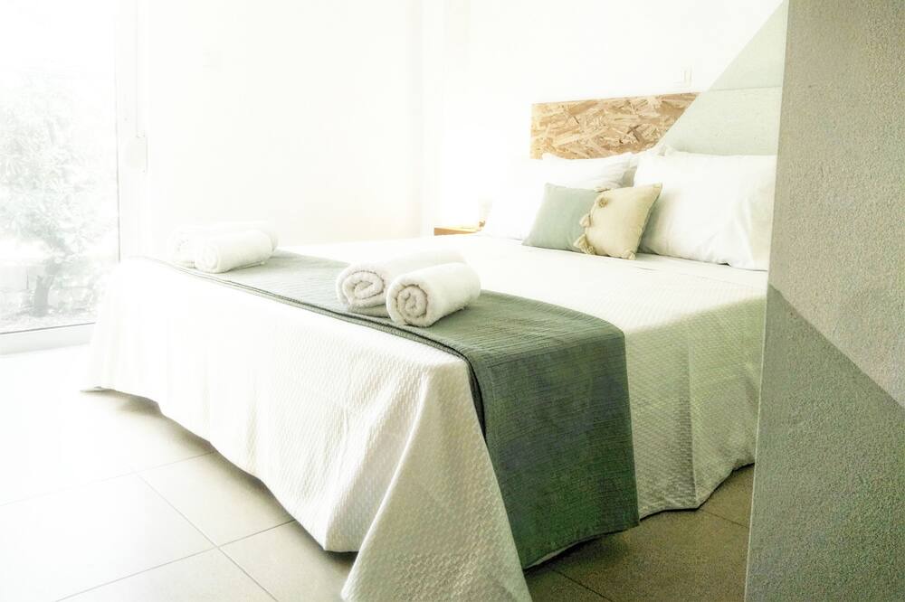Photo of Bedroom in Adele