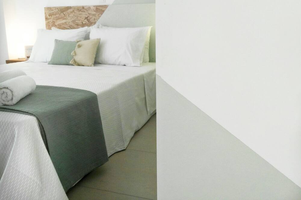 Photo of Bedroom in Adele