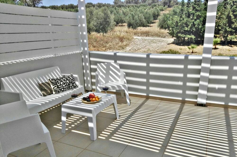 Photo of Patio Balcony in Adele