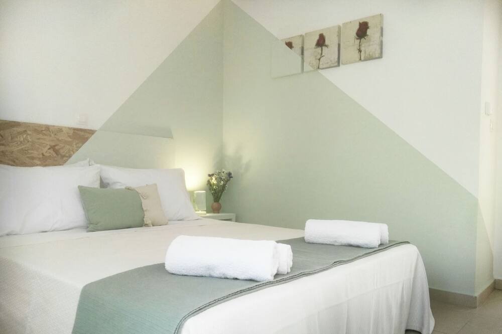Photo of Bedroom in Adele
