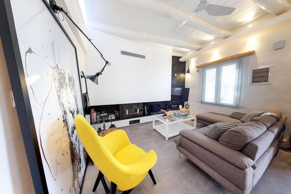 Photo of Livingroom in Vamos