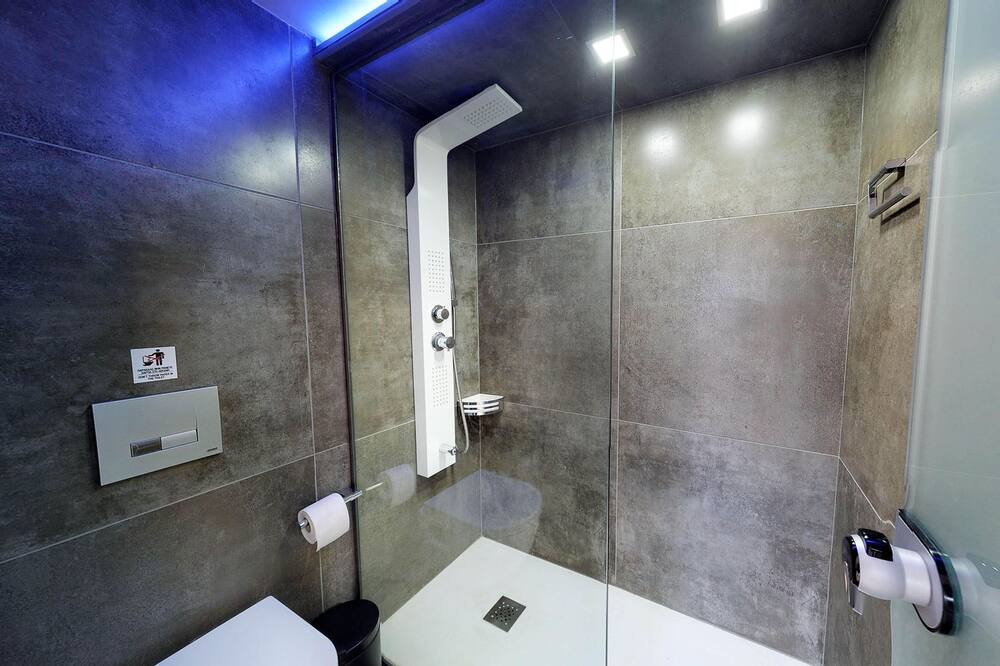 Photo of Bathroom in Vamos