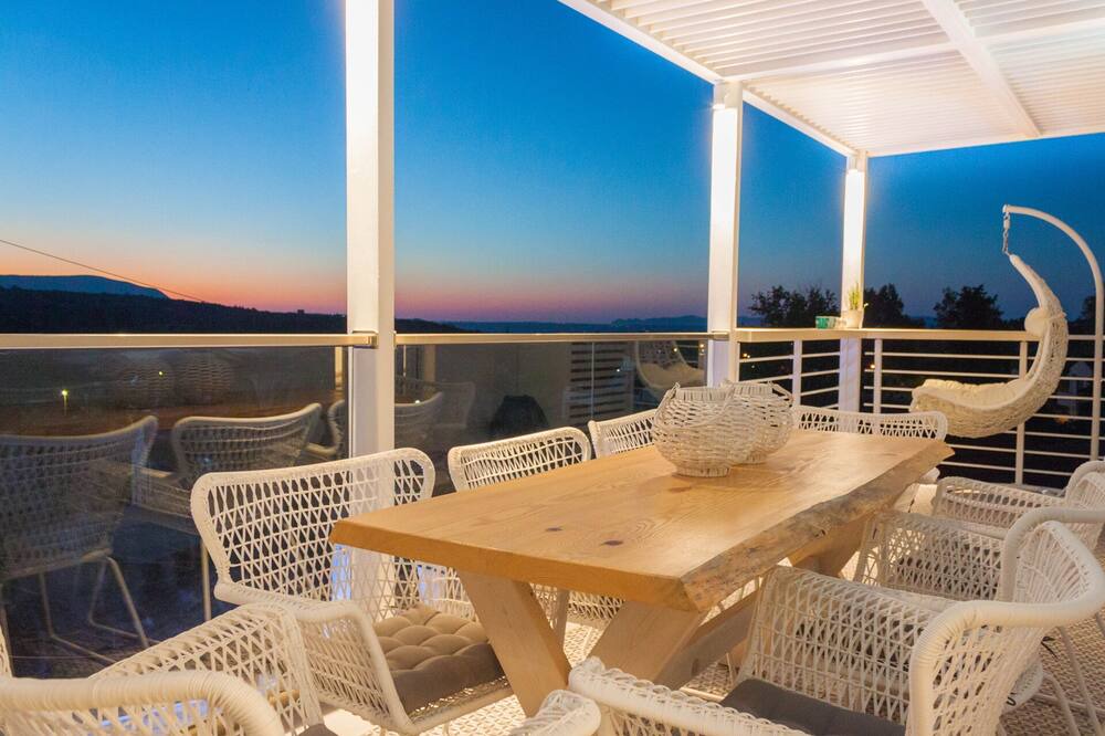 Photo of Patio Balcony in Vamos