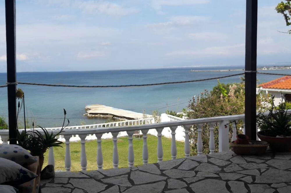Photo of Patio Balcony in Kato Achaia