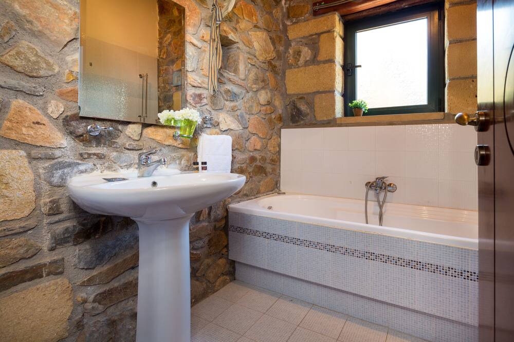 Photo of Bathroom in Livadia