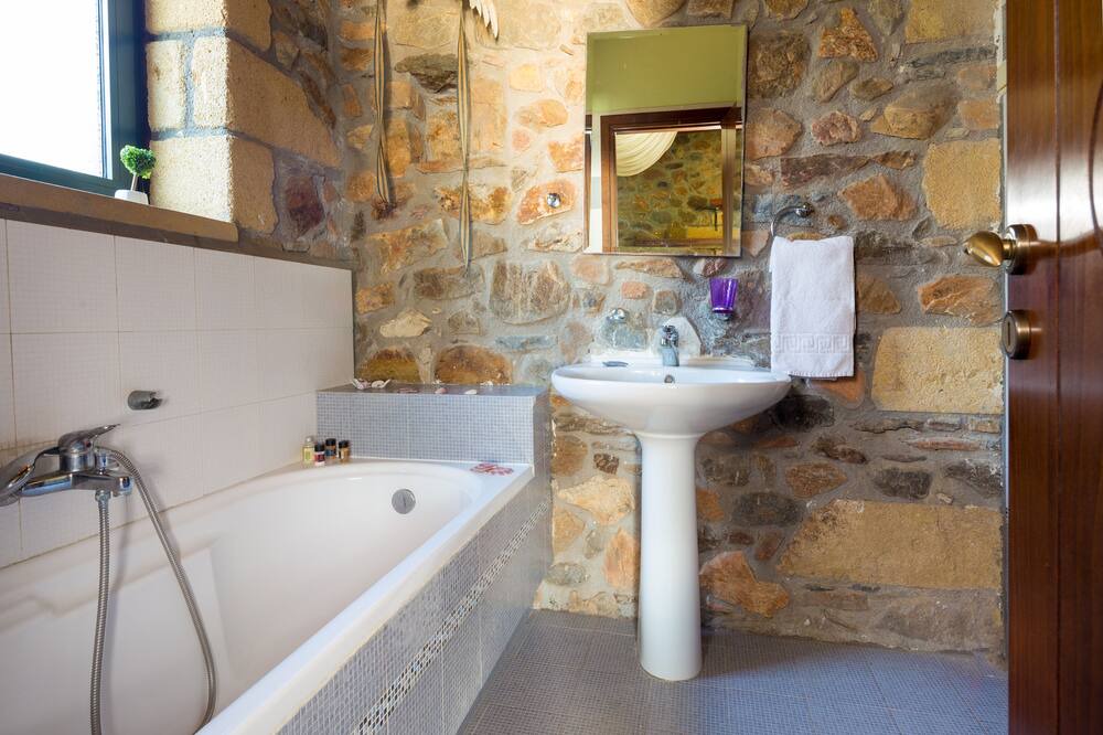 Photo of Bathroom in Livadia