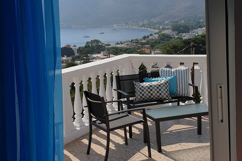 Photo of Patio Balcony in Livadia