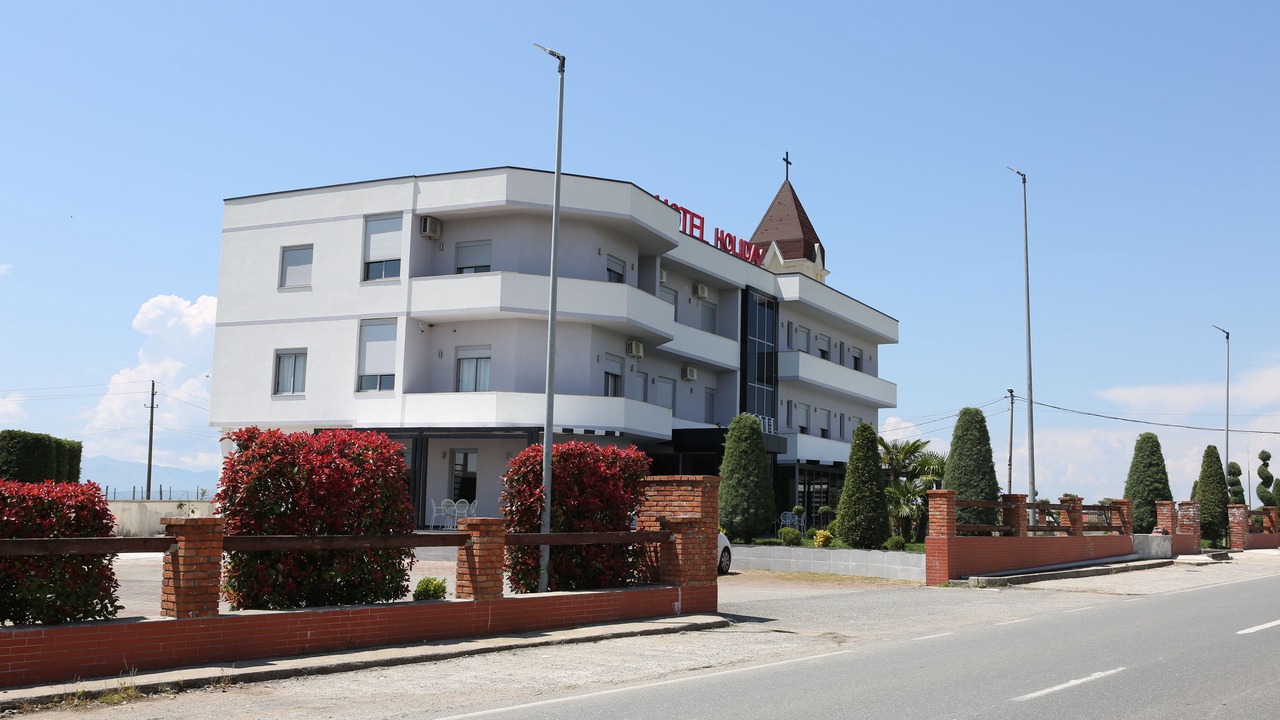 Photo of Outdoor in Koplik