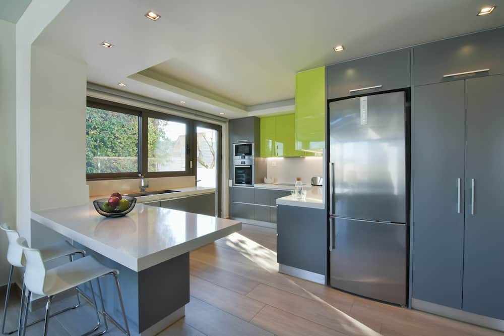 Photo of Kitchen in Saronikos