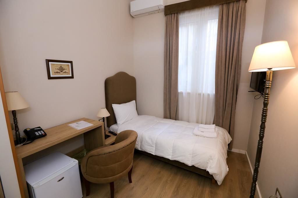 Photo of Bedroom in Blloku