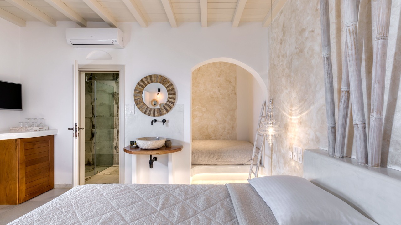 Photo of Bedroom in Moutsouna