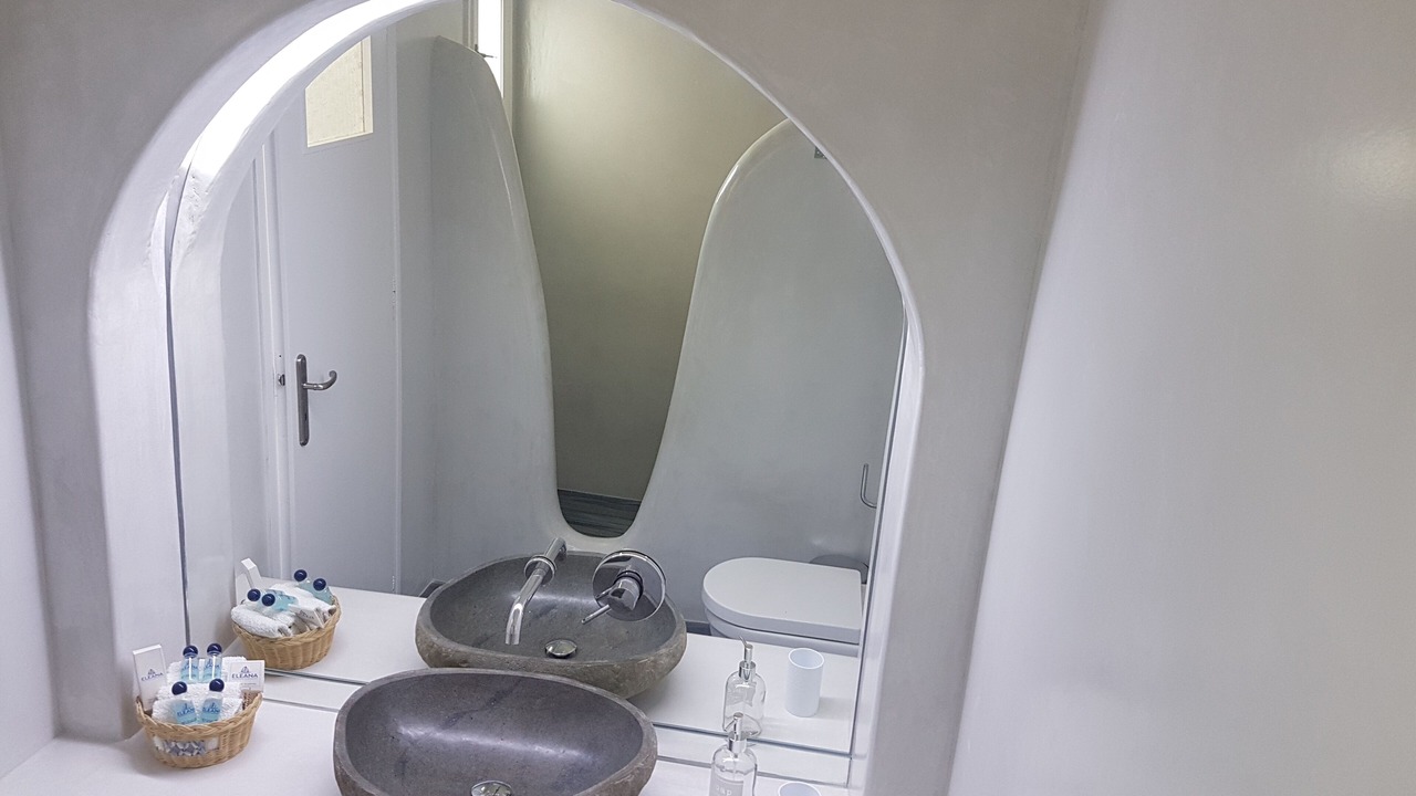 Photo of Bathroom in Ampelas