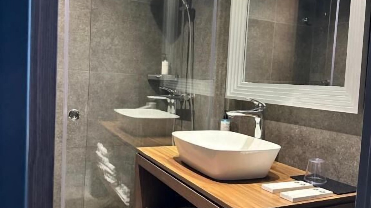 Photo of Bathroom in Jala
