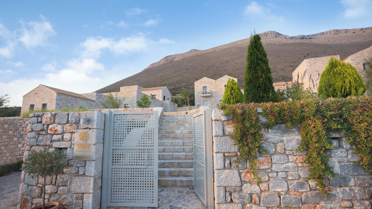 Photo of Outdoor in Omales