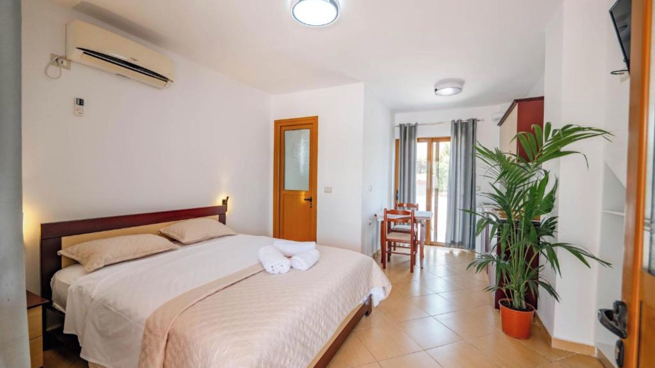 Photo of Bedroom in Ksamil