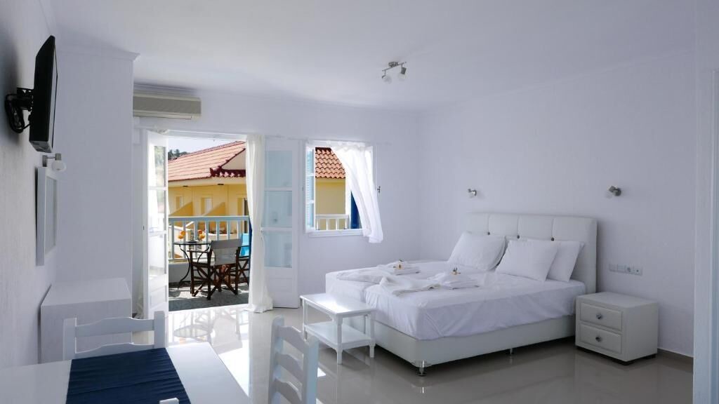 Photo of Bedroom in Limnionas