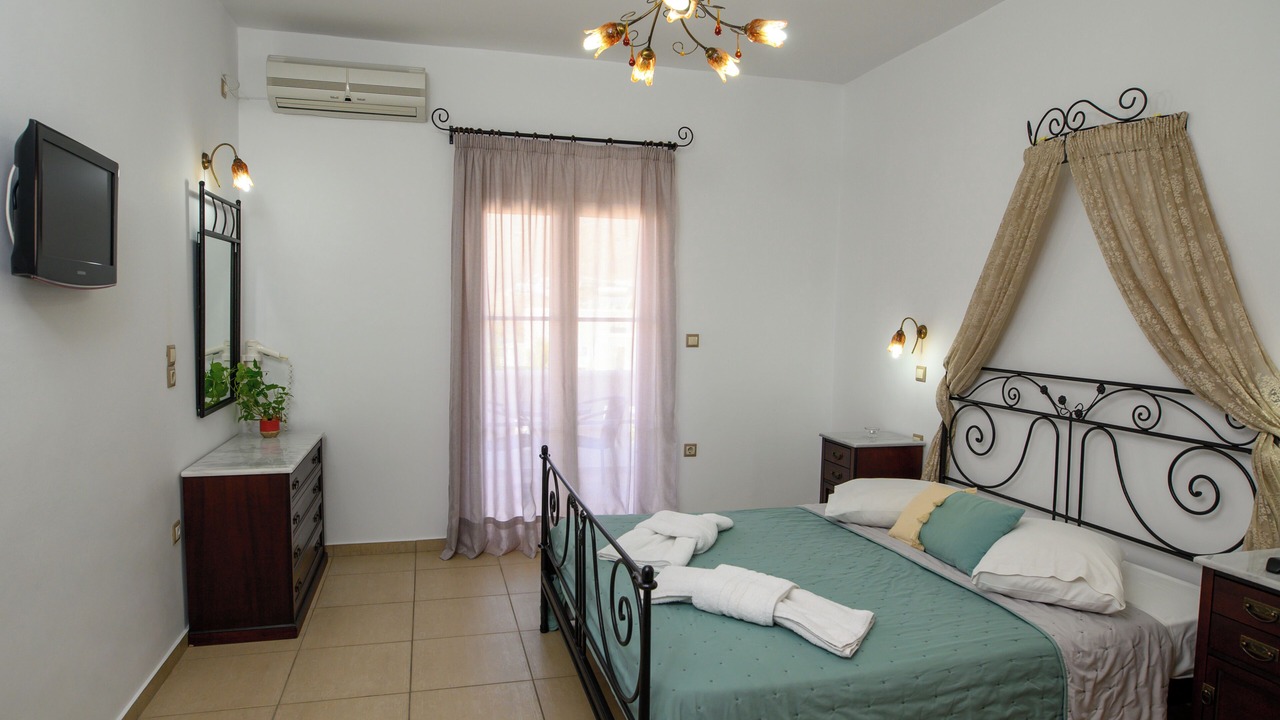 Photo of Patio Balcony in Aegiali