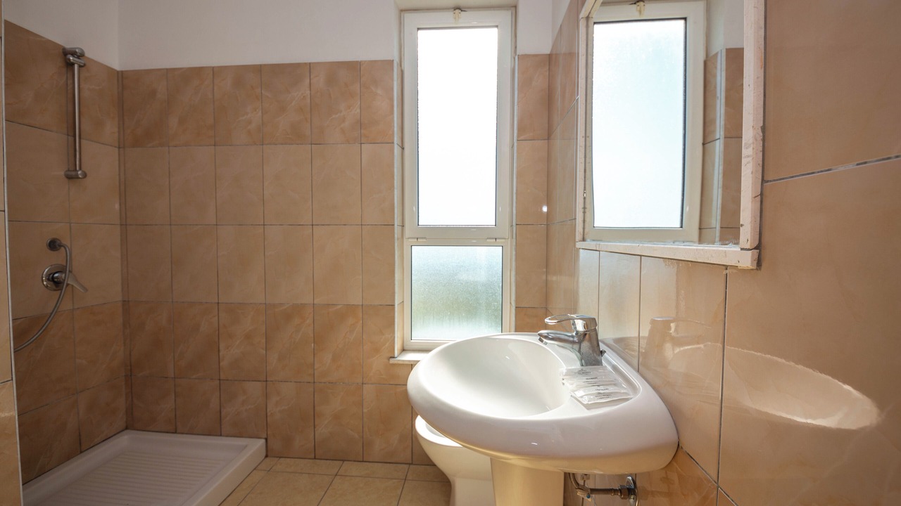 Photo of Bathroom in Radhime