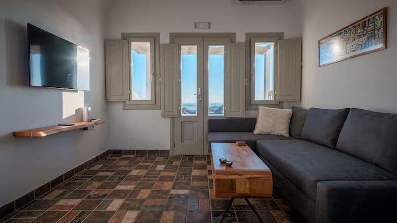 Photo of Livingroom in Oia