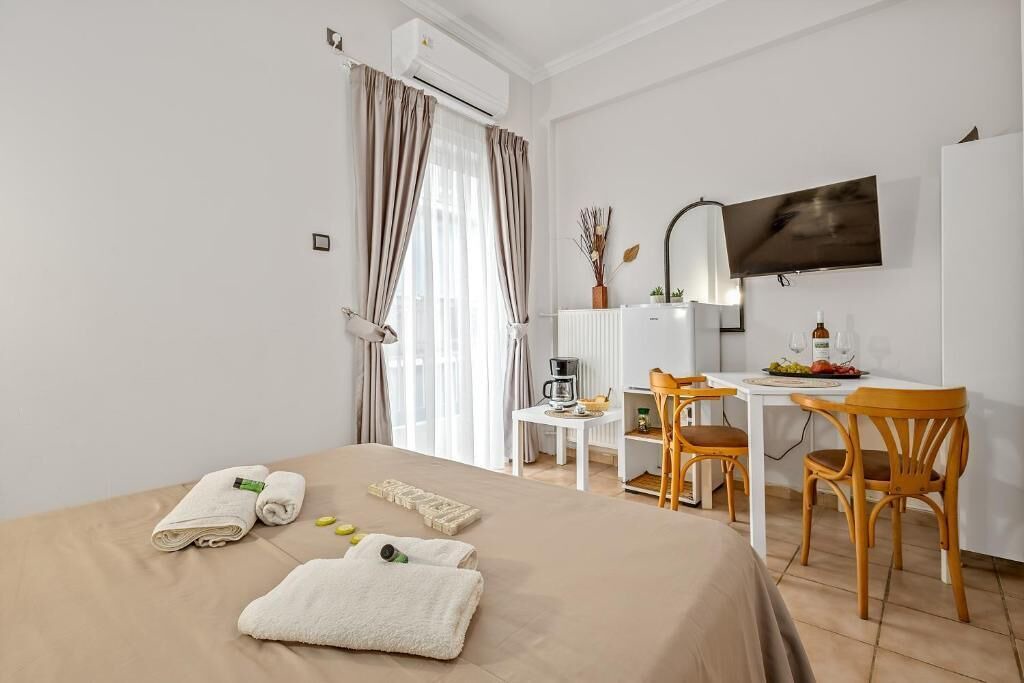 Photo of Bedroom in Platia Viktorias