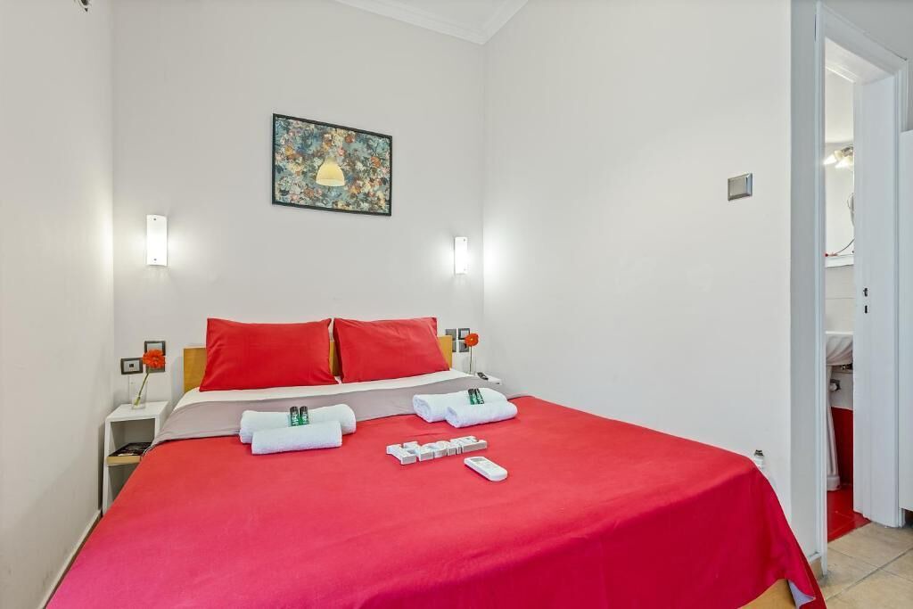Photo of Bedroom in Platia Viktorias