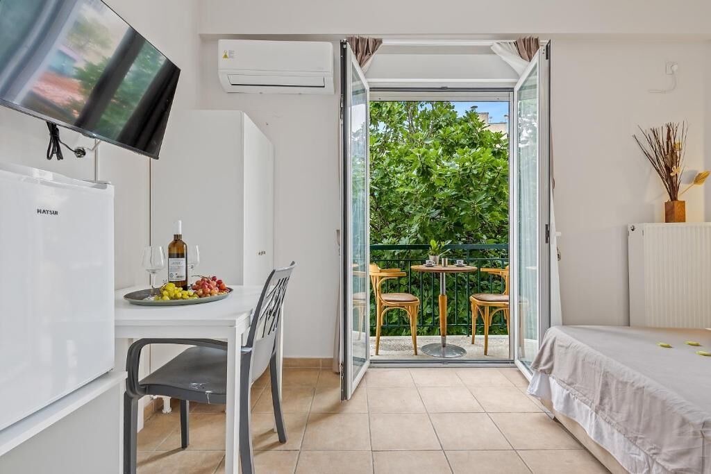 Photo of Bedroom in Platia Viktorias