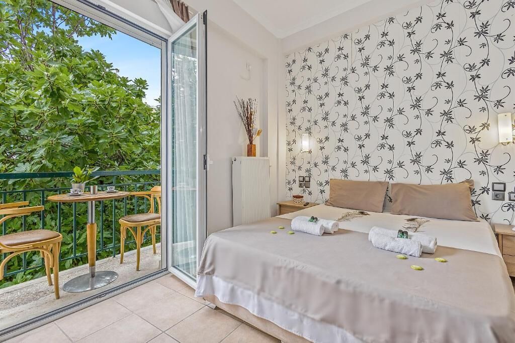 Photo of Bedroom in Platia Viktorias
