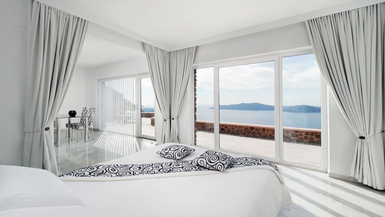Photo of Bedroom in Imerovigli