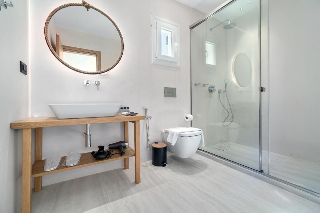 Photo of Bathroom in Glastros
