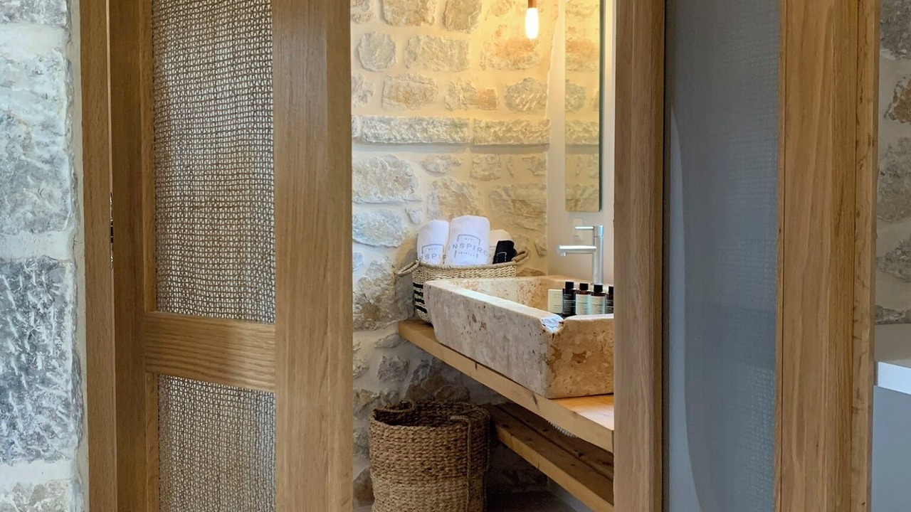 Photo of Bathroom in Karvelas