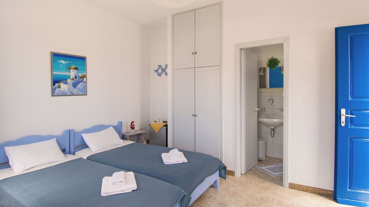 Photo of Bedroom in Folegandros Town