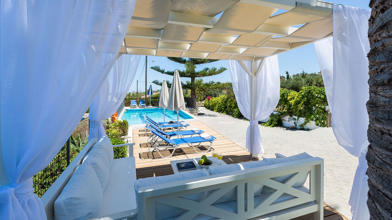 Photo of Outdoor in Adelianos Kampos