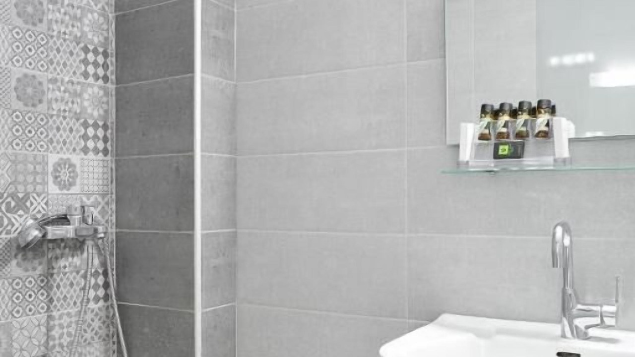 Photo of Bathroom in Ormos Prinou