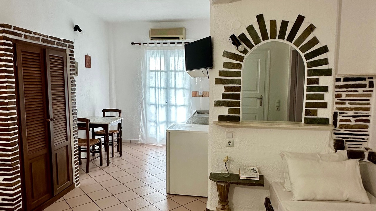 Photo of Bedroom in Kini