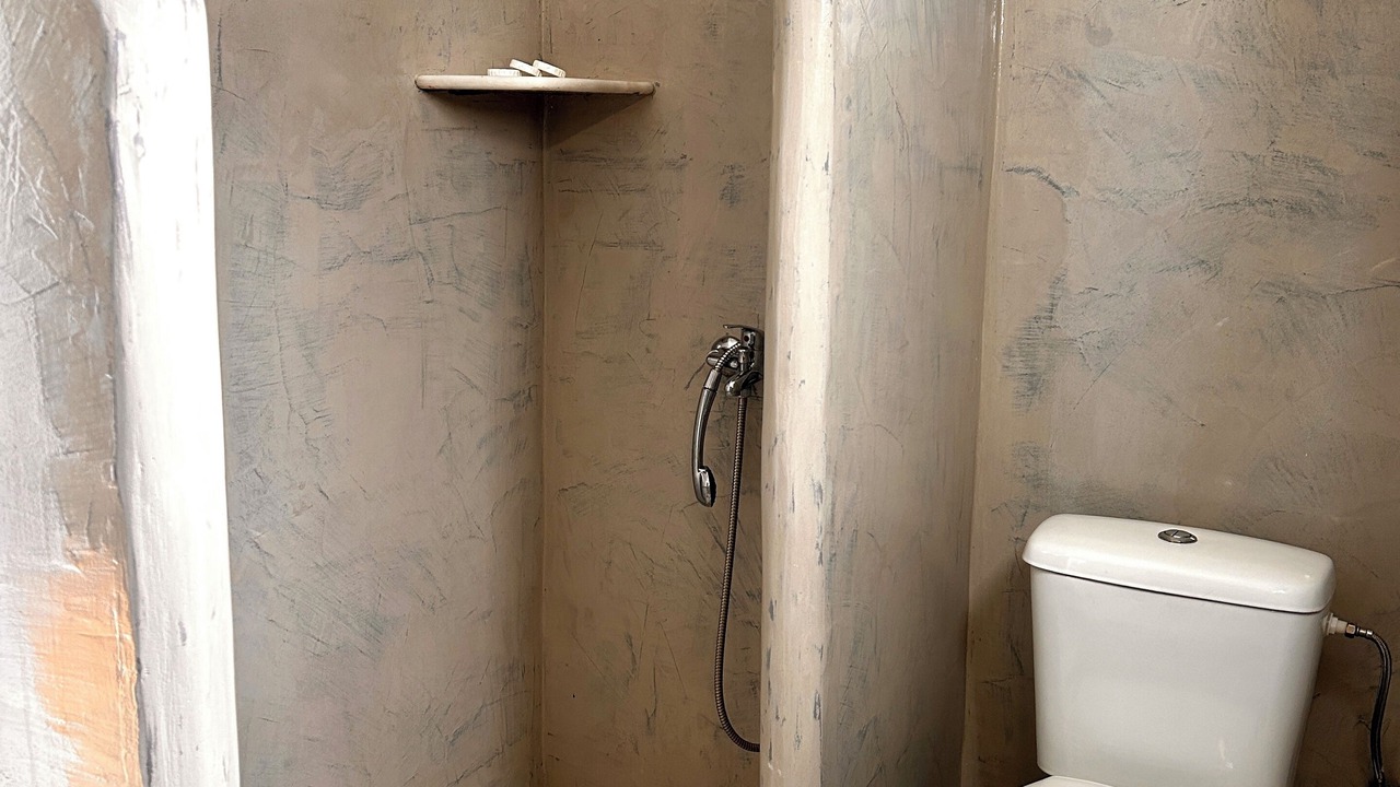 Photo of Bathroom in Kini