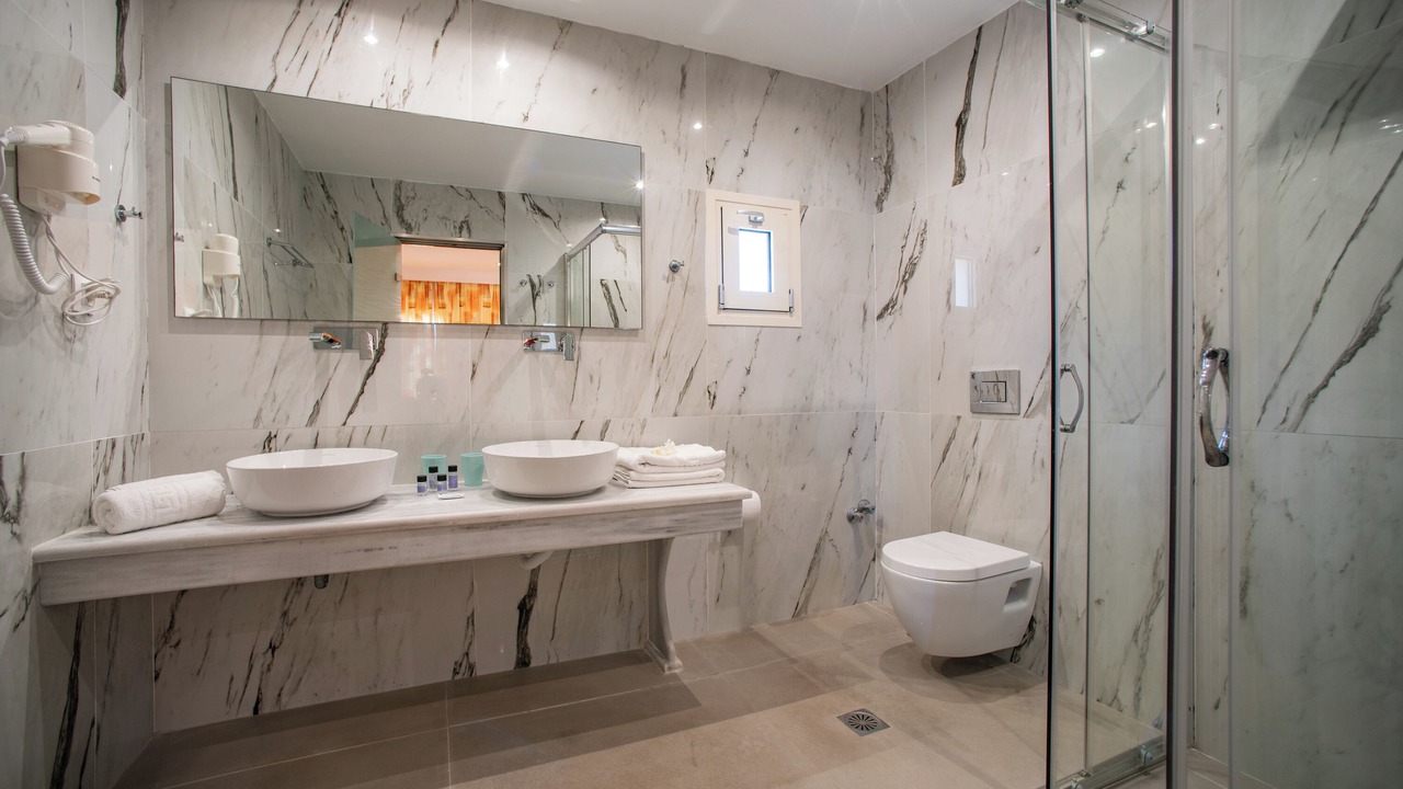 Photo of Bathroom in Benitses