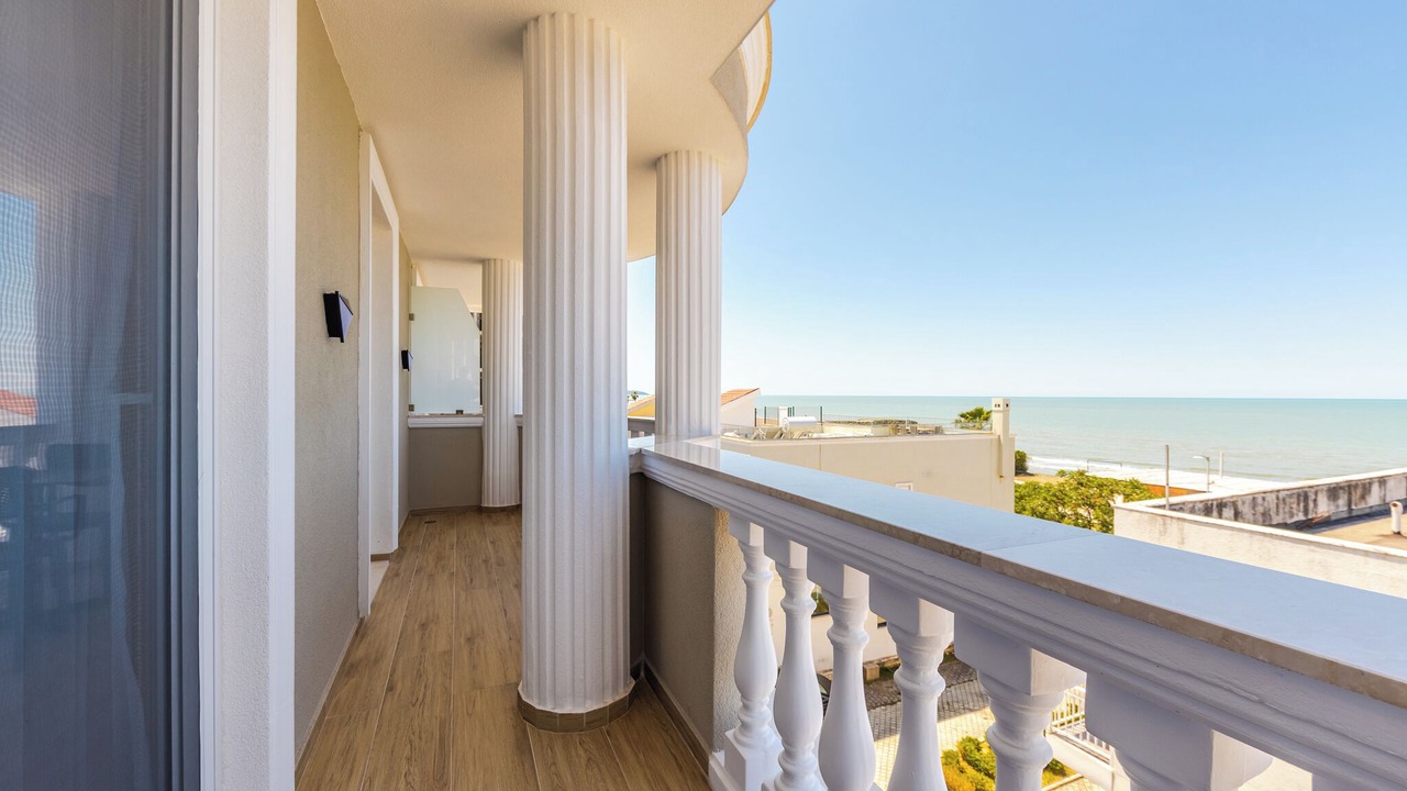 Photo of Patio Balcony in Golem