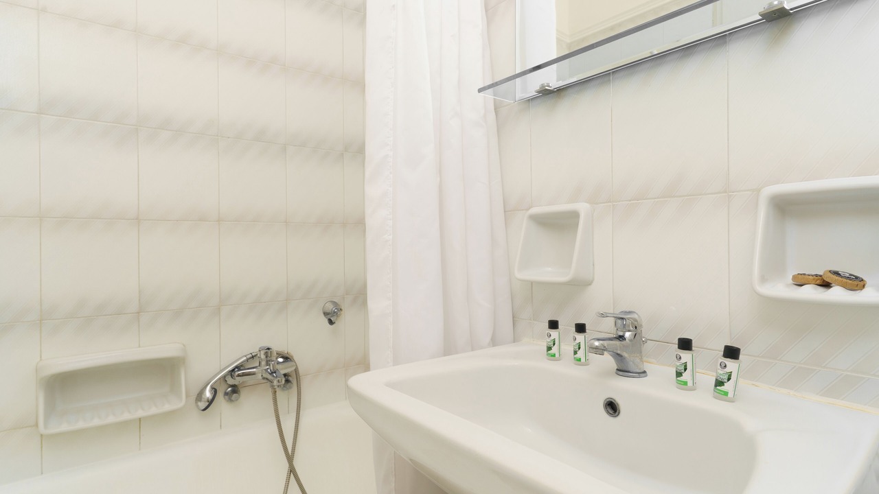 Photo of Bathroom in Argassi